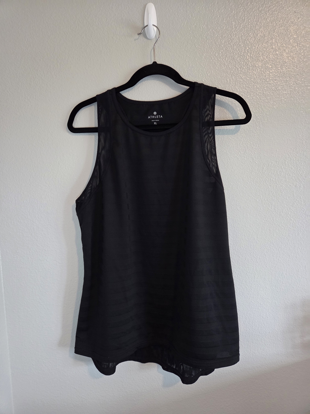Athleta Black Sleeveless Mesh Tank